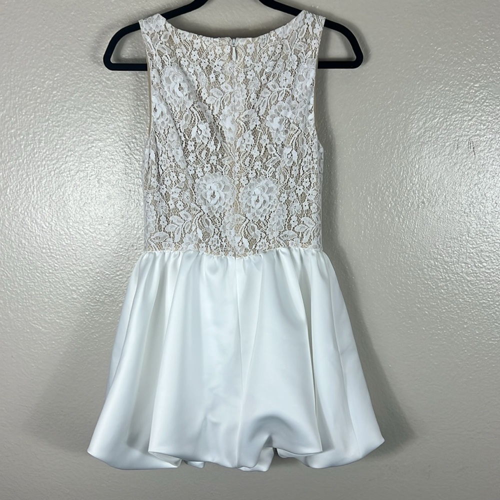 Lovers and Friends Serena Mini Dress in White - Picture 6 of 8